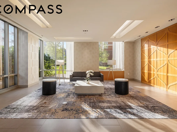 425 Main Street Unit 16J, New York NY 10044