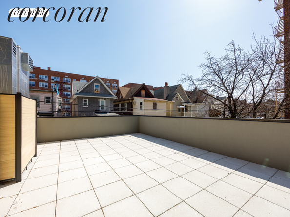 379 Ocean Parkway 2C, Brooklyn NY 11218