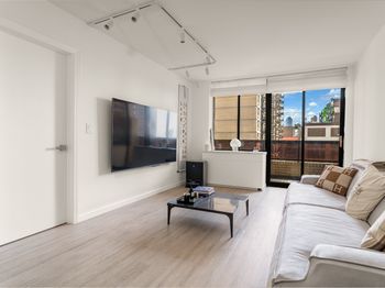 311 East 38th Street