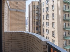 311 East 38th Street 14E, New York NY 10016