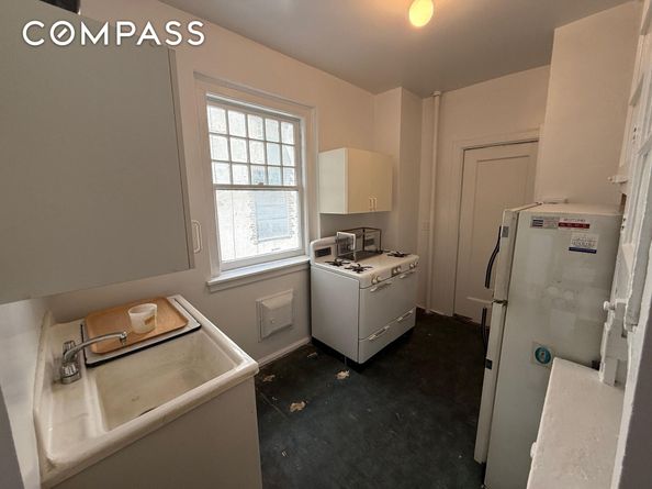 370 Central Park W 413, New York NY 10025