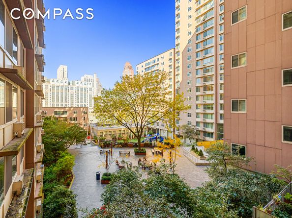 555 Main Street 512, New York NY 10044