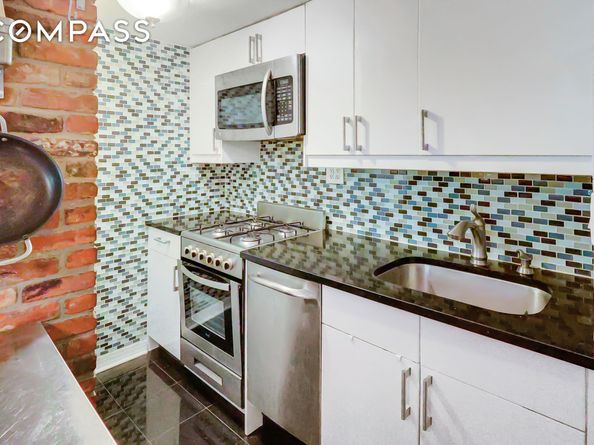 160 East 26th Street 2F, New York NY 10010