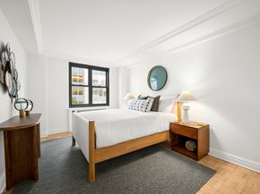 135 East 54th Street 14B, New York NY 10022