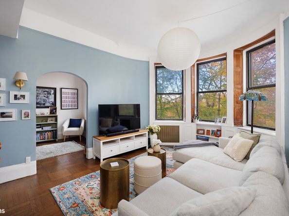 292 Riverside Drive 3A, New York NY 10025