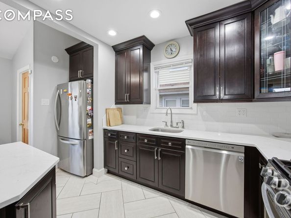 38-22 Clearview Expressway, Queens NY 11361