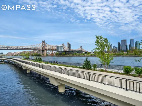 50 Sutton Place S 21L, New York NY 10022