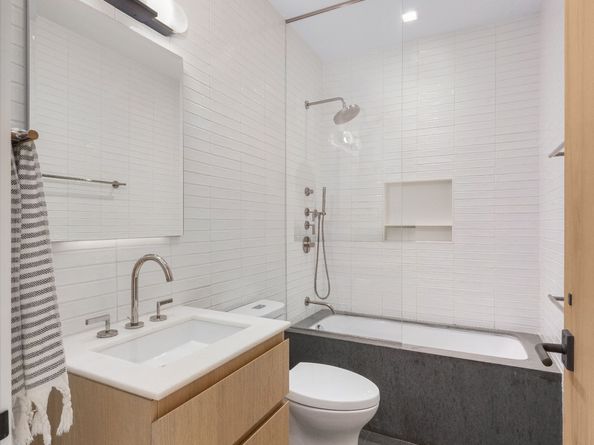 138 North 10th Street 302, Brooklyn NY 11249