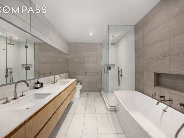 138 North 10th Street 302, Brooklyn NY 11249