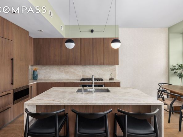 138 North 10th Street 302, Brooklyn NY 11249