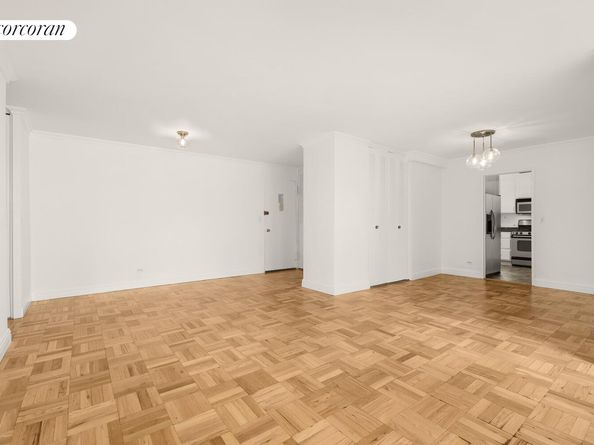 15 West 72nd Street 9H, New York NY 10023