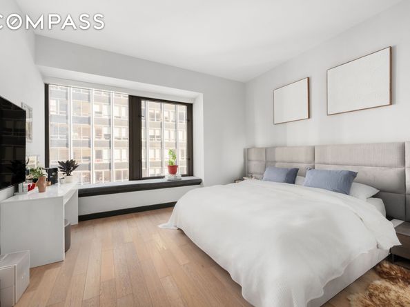 75 Wall Street 22O, New York NY 10005