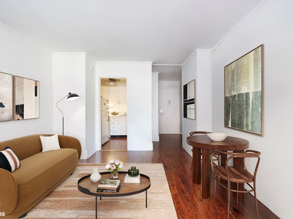 430 West 34th Street 5G, New York NY 10001