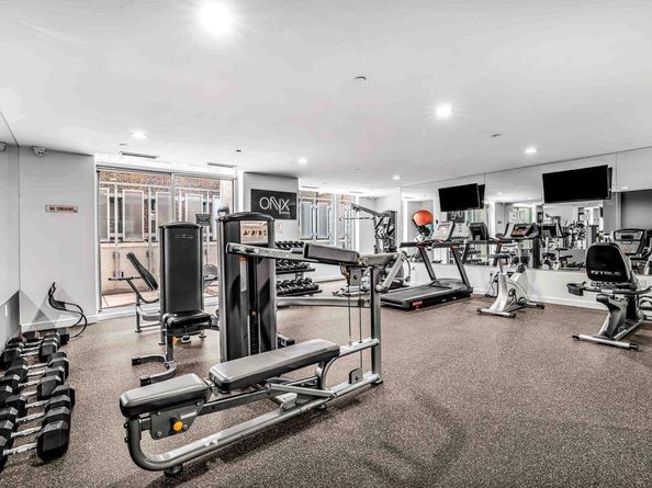 261 West 28th Street 9C, New York NY 10001