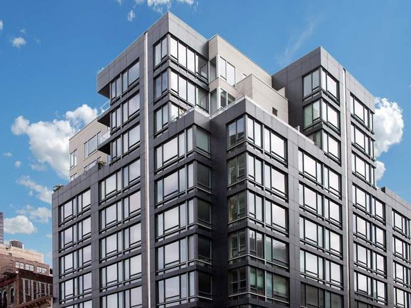 261 West 28th Street 9C, New York NY 10001