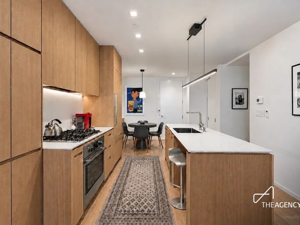 98 Front Street 4J, Brooklyn NY 11201