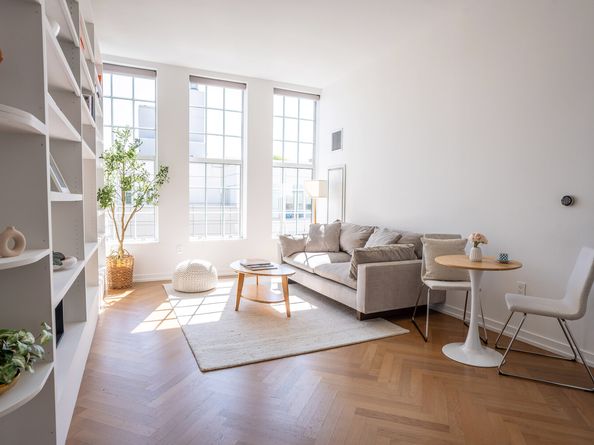 184 Kent Avenue A616, Brooklyn NY 11249