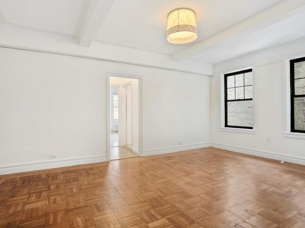 141 East 3rd Street 3I, New York NY 10009