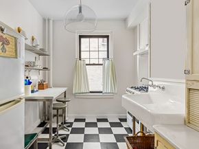 141 East 3rd Street 3I, New York NY 10009