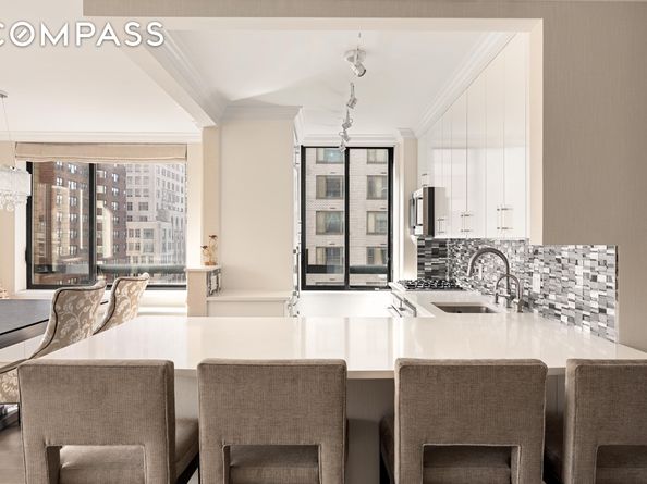 171 East 84th Street 7B, New York NY 10028