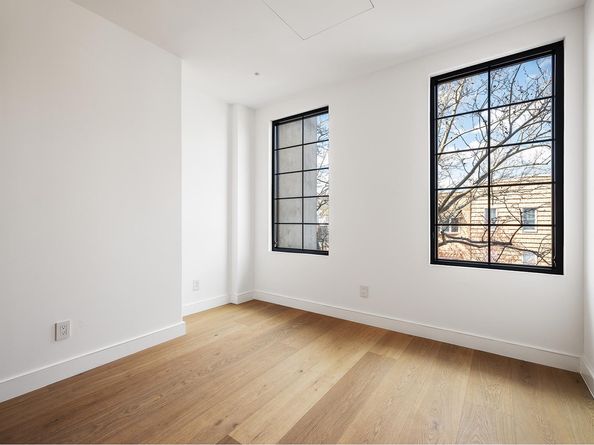 98 Conselyea Street, Brooklyn NY 11211