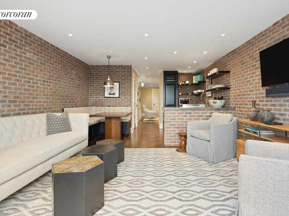 169 East 71st Street, New York NY 10021