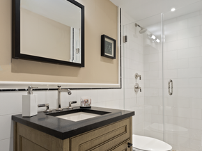 169 East 71st Street, New York NY 10021