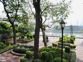 430 East 57th Street 11D, New York NY 10022