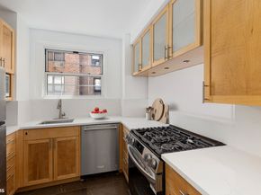 324 East 41st Street 904C, New York NY 10017