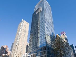 247 West 46th Street 3103, New York NY 10036