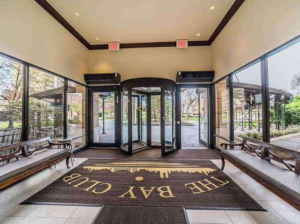 2 Bay Club Drive 20Z4, Queens NY 11360