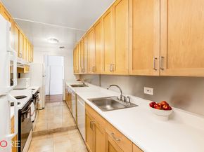 638 Washington Street 2B, New York NY 10014