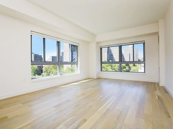 171 West 131st Street 607, New York NY 10027