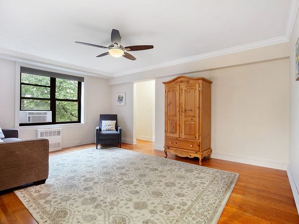 4489 Broadway 6C, New York NY 10040