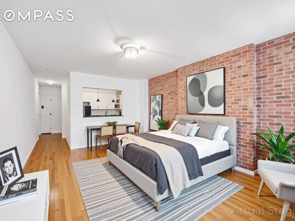 344 West 49th Street 4B, New York NY 10019