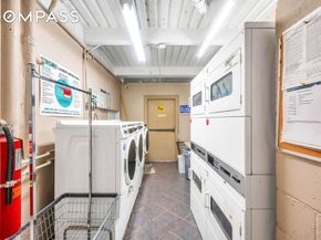 344 West 49th Street 4B, New York NY 10019