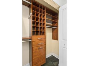 320 East 42nd Street 408, New York NY 10017