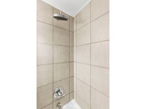320 East 42nd Street 408, New York NY 10017