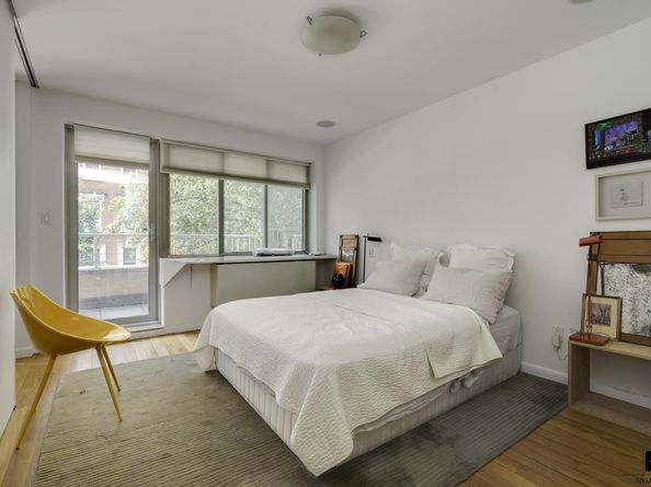 525 East 11th Street 3C, New York NY 10009