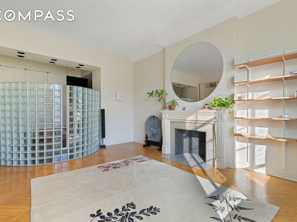 11 West 81st Street 6A, New York NY 10024