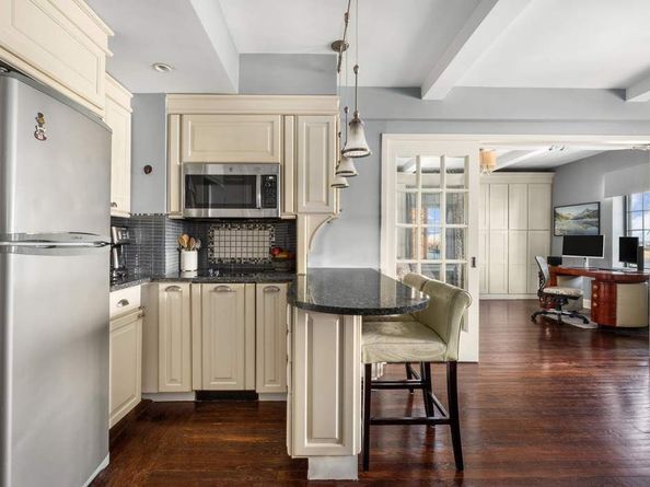 5 Tudor City Place 1532, New York NY 10017