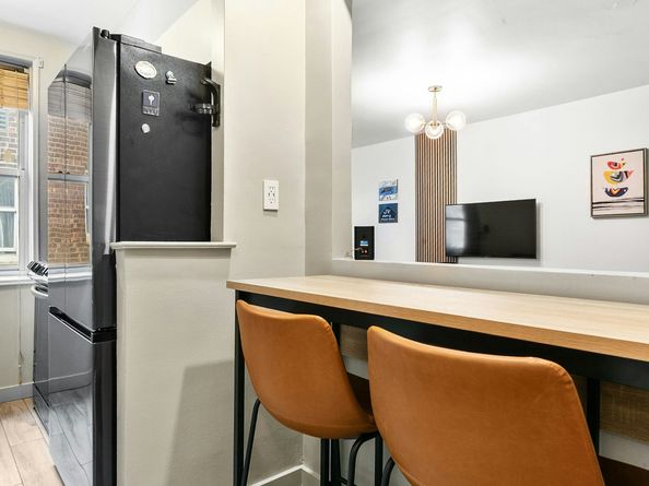 180 Van Cortlandt Park S 6J, Bronx NY 10463