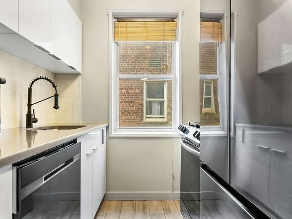 180 Van Cortlandt Park S 6J, Bronx NY 10463