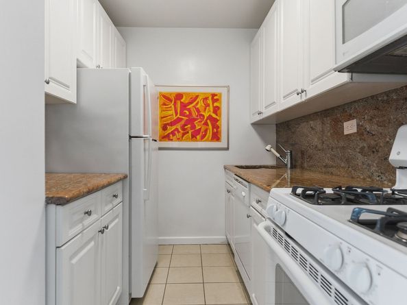 140 West End Avenue 6D, New York NY 10023