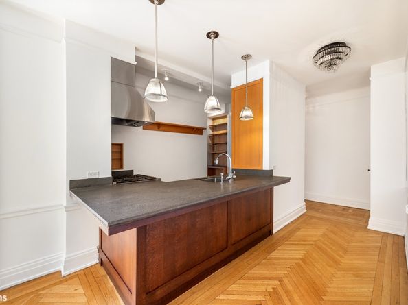 885 West End Avenue 12D, New York NY 10025