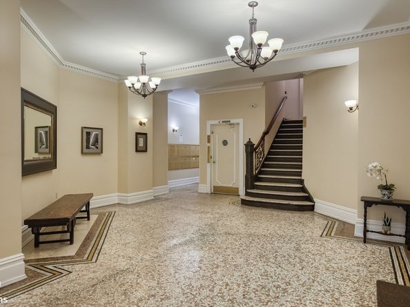 102 West 75th Street 24, New York NY 10023