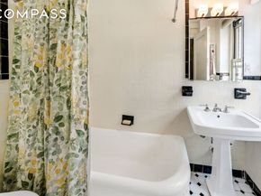 424 East 52nd Street 9B, New York NY 10022