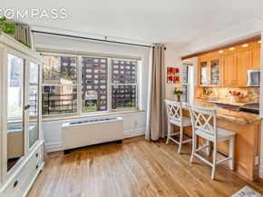 424 East 52nd Street 9B, New York NY 10022
