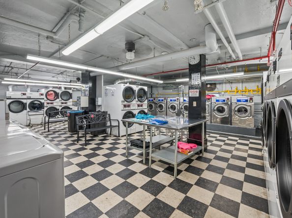 48-19 43rd Street 4D, Queens NY 11377