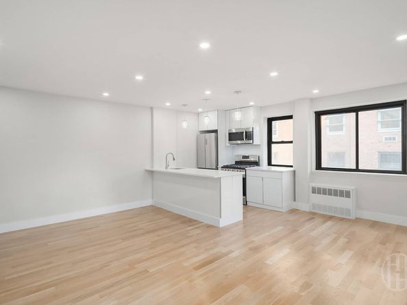 85 8th Avenue 5L, New York NY 10011-5105